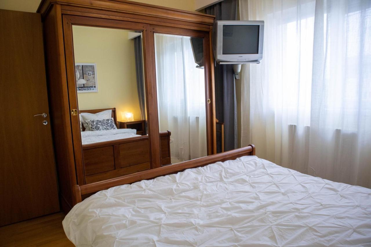Oak Apartment - Piata Victoriei Bucharest Luaran gambar